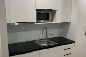 Sehr schönes modern möbliertes Apartment mit voller Kostenkontrolle (0.06) – Ständlerstraße 45 /V0.06, 81549 Balanstraße-West, München – Vorschaubild 2