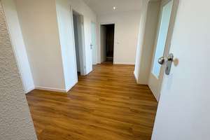 Hell & modern & viel Platz: sanierte 3 Zimmer, Balkon, guter Schnitt, neues Bad mit Wanne + Dusche – Goltsteinstr. 93, 50968 Bayenthal, Köln – Vorschaubild 5