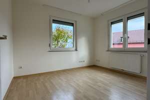 Helle 3-Zimmer-EG-Wohnung mit großer Terrasse & neuer Einbauküche in Stuttgart-Gablenberg- befristet – Albert-Schäffle-Straße 53, 70186 Gablenberg, Stuttgart – Vorschaubild 10