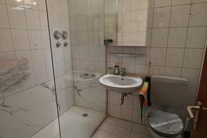Modernisierte 1-Zimmer-Wohnung mit großem Westbalkon, Einbauküche & TG-Stellplatz in Plieningen – Die vollständige Adresse der Immobilie erhältst du vom Anbieter., 70599 Plieningen (Ortsteil), Stuttgart – Vorschaubild 10