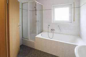 Oberhohndorf + Doppelhaushälfte + sofort beziehbar + 2 Terrassen + Garage + neu renoviert – Die vollständige Adresse der Immobilie erhältst du vom Anbieter., 8056 Oberhohndorf, Zwickau – Vorschaubild 12