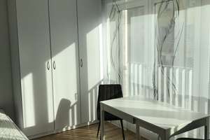 Exklusive neuwertige 1-Zimmer-Wohnung (Bj. 201 9), möbliert mit Einbauküche! – Fürther Strasse 188, 90429 Eberhardshof, Nürnberg – Vorschaubild 4