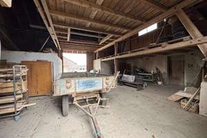 Rgbg.-Kneiting: Großes EFH zum Sanieren oder 7 neue Häuser bauen – Die vollständige Adresse der Immobilie erhältst du vom Anbieter., 93049 Westenviertel, Regensburg – Vorschaubild 20