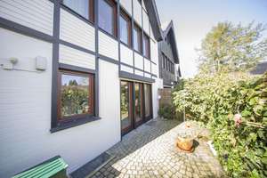 Groß Flottbek !
Exklusives und ruhiges 
Stadthaus mit 5 Zimmern
in splitlevel - Bauweise – Die vollständige Adresse der Immobilie erhältst du vom Anbieter., 22609 Groß Flottbek, Hamburg – Vorschaubild 17