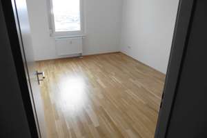 Attraktive 2 Zimmerwohnung am Hirschgarten – Eisnergutbogen 54, 80639 Oberwiesenfeld, München – Vorschaubild 5