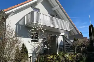 Junges, modernes und freistehendes Einfamilienhaus in schöner Wohnlage
 – Freudenstadt (Kreis) – Vorschaubild 1