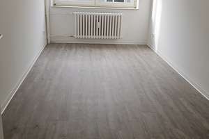 Bezugsfähige Wohnung sucht Mieter: Hier können Sie ohne Kosten und Mühen direkt einziehen. – Sandkrug 8, 24143 Gaarden-Ost, Kiel – Vorschaubild 8