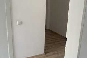 Attraktive und vollständig renovierte 2-Raum-Wohnung mit gehobener Innenausstattung in Wuppertal – Wittensteinstraße 45, 42285 Wuppertal – Vorschaubild 7