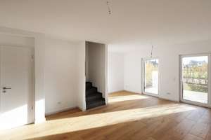 Reihenhaus mit 3 Ebenen mit Einbauküche, Garten, Terrasse, Tageslichtbad, Stellplatz u.v.m. – Rundkapellenweg 24J, 4249 Hartmannsdorf-Knautnaundorf, Leipzig – Vorschaubild 8
