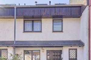 Von Privat: Familienfreundliches Reihenhaus in ruhiger Lage von Arheilgen – Die vollständige Adresse der Immobilie erhältst du vom Anbieter., 64291 Arheilgen, Darmstadt – Vorschaubild 1