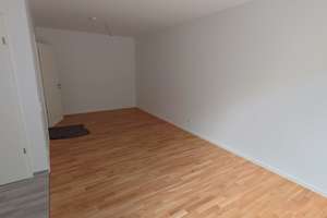 Zweitbezug Wohnung mit zwei Zimmern und einem Garten – An der alten Gärtnerei 26, 12109 Mariendorf, Berlin – Vorschaubild 2
