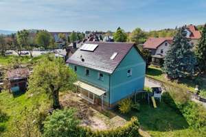 Ein Zuhause, zwei Möglichkeiten – stilvoll saniert & bereit für Ihre Zukunft – Die vollständige Adresse der Immobilie erhältst du vom Anbieter., 36448 Bad Liebenstein – Vorschaubild 1