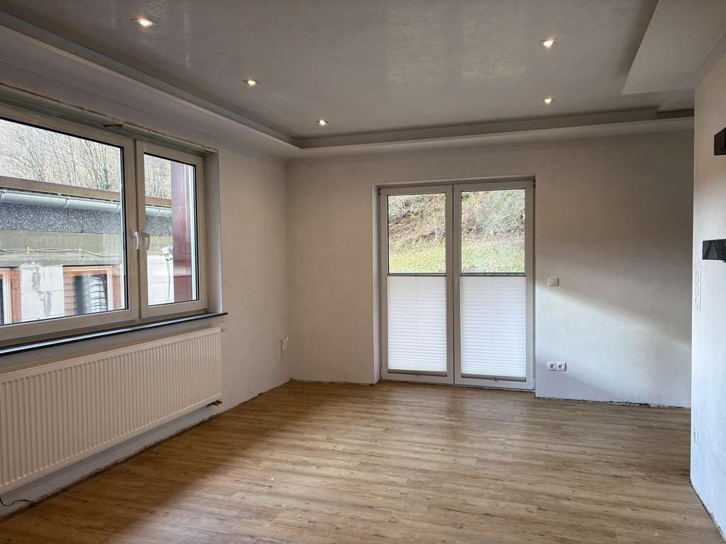 Immobilie in Neidenfels - Gemütliches Zuhause mit großzügigem Grundstück - Bild 3