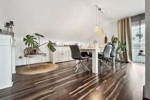 Vermietete 2,5-Zimmer-Dachgeschosswohnung in Duisburg-Großenbaum – Die vollständige Adresse der Immobilie erhältst du vom Anbieter., 47269 Großenbaum, Duisburg – Vorschaubild 3