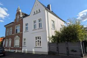 Eine Villa für Individualisten!
Nur 30 Minuten zum Kölner Dom. – Bahnstraße 47, 50170 Kerpen – Vorschaubild 3