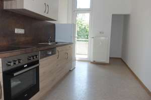 +++  Geräumiges Wohlfühlnest mit Einbauküche  +++ – Neefestraße 75, 9119 Kapellenberg, Chemnitz – Vorschaubild 2