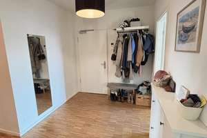Blick aufs Wasser: 4-Zimmer-Whg am Schleusengraben (Bergedorf). Zentral und naturnah. – Die vollständige Adresse der Immobilie erhältst du vom Anbieter., 21035 Bergedorf (Ortsteil), Hamburg – Vorschaubild 11