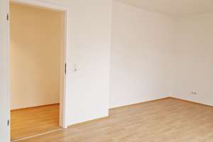 Schöne 2-Zimmer-DG-Wohnung in Bonn / Bad Godesberg mit neuem Bad, Einbauküche, Balkon und Stellplatz – Die vollständige Adresse der Immobilie erhältst du vom Anbieter., 53179 Rüngsdorf, Bonn – Vorschaubild 13