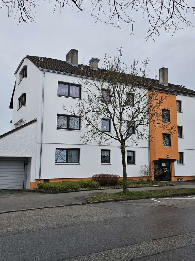 Immobilie in Waldkraiburg - +++ 3-Zi.-Whg. im 2. OG mit Balkon inkl. TG-Stellplatz+++ - Bild 0