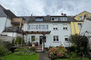 Charmantes Ein-, Zwei oder Mehrfamilienhaus mit flexiblem Grundriss in Köln – vielseitig nutzbar! – Suitbertstr. 23-25, 51067 Holweide, Köln – Vorschaubild 4
