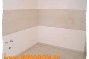 3-Zimmer-Wohnung in Zwickau mit riesigem Südbalkon, hübsch und zentrumsnach, zu vermieten! – Schumannplatz 8, 8056 Innenstadt, Zwickau – Vorschaubild 6