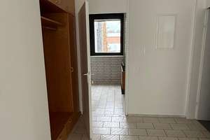 Helle 4-Zimmer-Wohnung mit Balkon im 1. OG im Norden von Darmstadt – Die vollständige Adresse der Immobilie erhältst du vom Anbieter., 64289 Darmstadt-Ost, Darmstadt – Vorschaubild 4