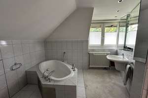 Wunderschönes Reihenendhaus mit 240 m² Wohnfläche in Koblenz/Moselweißer Hang – Die vollständige Adresse der Immobilie erhältst du vom Anbieter., 56075 Karthause Flugfeld, Koblenz – Vorschaubild 6