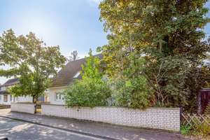 Freistehendes Einfamilienhaus mit großzügigem Garten für entspanntes Familienleben – Die vollständige Adresse der Immobilie erhältst du vom Anbieter., 40468 Stockum, Düsseldorf – Vorschaubild 4