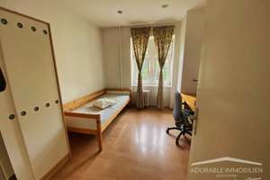 Geräumige Familienwohnung mit 5 Zimmern in exzellenter Lage von Charlottenburg – Die vollständige Adresse der Immobilie erhältst du vom Anbieter., 10589 Charlottenburg, Berlin – Vorschaubild 6
