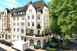 Wohnen über den Dächern – Exklusive Atelierwohnung mit Galerie und Kamin