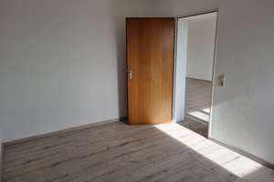  modernisiert: 3-Zimmer-Wohnung in Trier-Tarforst mit Tiefgarage und Keller. – Im Treff 14, 54296 Tarforst, Trier – Vorschaubild 8