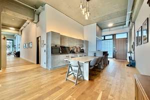 Historie trifft Moderne – Exklusive Etagenwohnung mit Loftcharakter, viel Licht und schöner Terrasse – 10365 Lichtenberg (Ortsteil), Berlin – Vorschaubild 3
