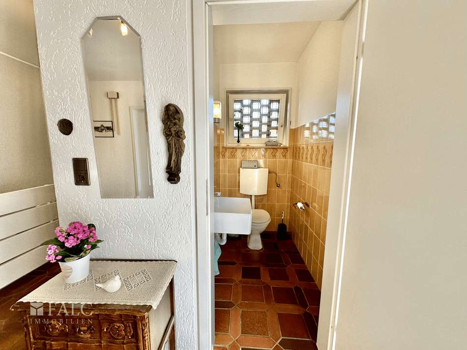 EG Gäste WC Ansicht 1