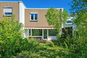 Einziehen & Loswohnen: Modernisiertes Raumwunder in bevorzugter Wohnlage – Die vollständige Adresse der Immobilie erhältst du vom Anbieter., 96450 Mitte, Coburg – Vorschaubild 2