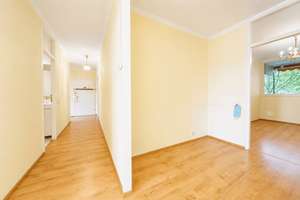 Elegante 3-4-Zimmer-Wohnung, zentral in Köln-Weiden mit 2 Balkonen und Tiefgaragenstellplatz – 50858 Weiden, Köln – Vorschaubild 22