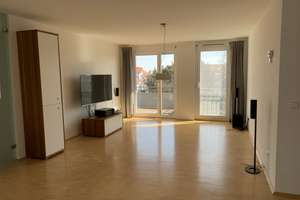 Attraktive, helle 4-Zimmer-Wohnung in Stuttgart-Vaihingen – Die vollständige Adresse der Immobilie erhältst du vom Anbieter., 70569 Dachswald, Stuttgart – Vorschaubild 4