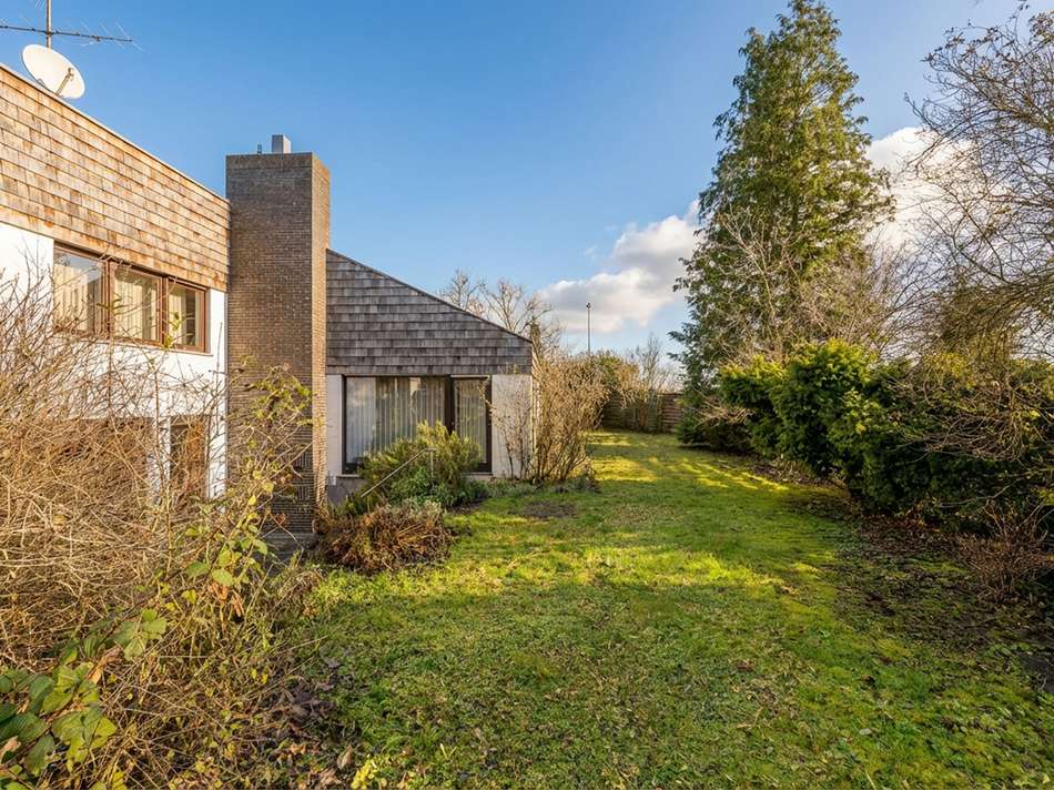 c46214ca-6677-437b-9d5a-6cb3e1