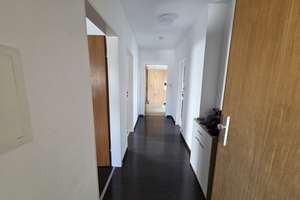 * Großzügig Wohnen * lichtdurchflutete 2 Zimmer-DG-Wohnung in bevorzugter Wohnlage * – Kurlandstraße 11, 90453 Katzwang, Reichelsdorf Ost, Reichelsdorfer Keller, Nürnberg – Vorschaubild 5