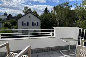 Möblierte Designwohnung, Top-Lage in Köln Bayenthal, Nähe Rhein, Sonnenbalkone, All-in-Miete – Bernhardstr. 147, 50968 Bayenthal, Köln – Vorschaubild 17