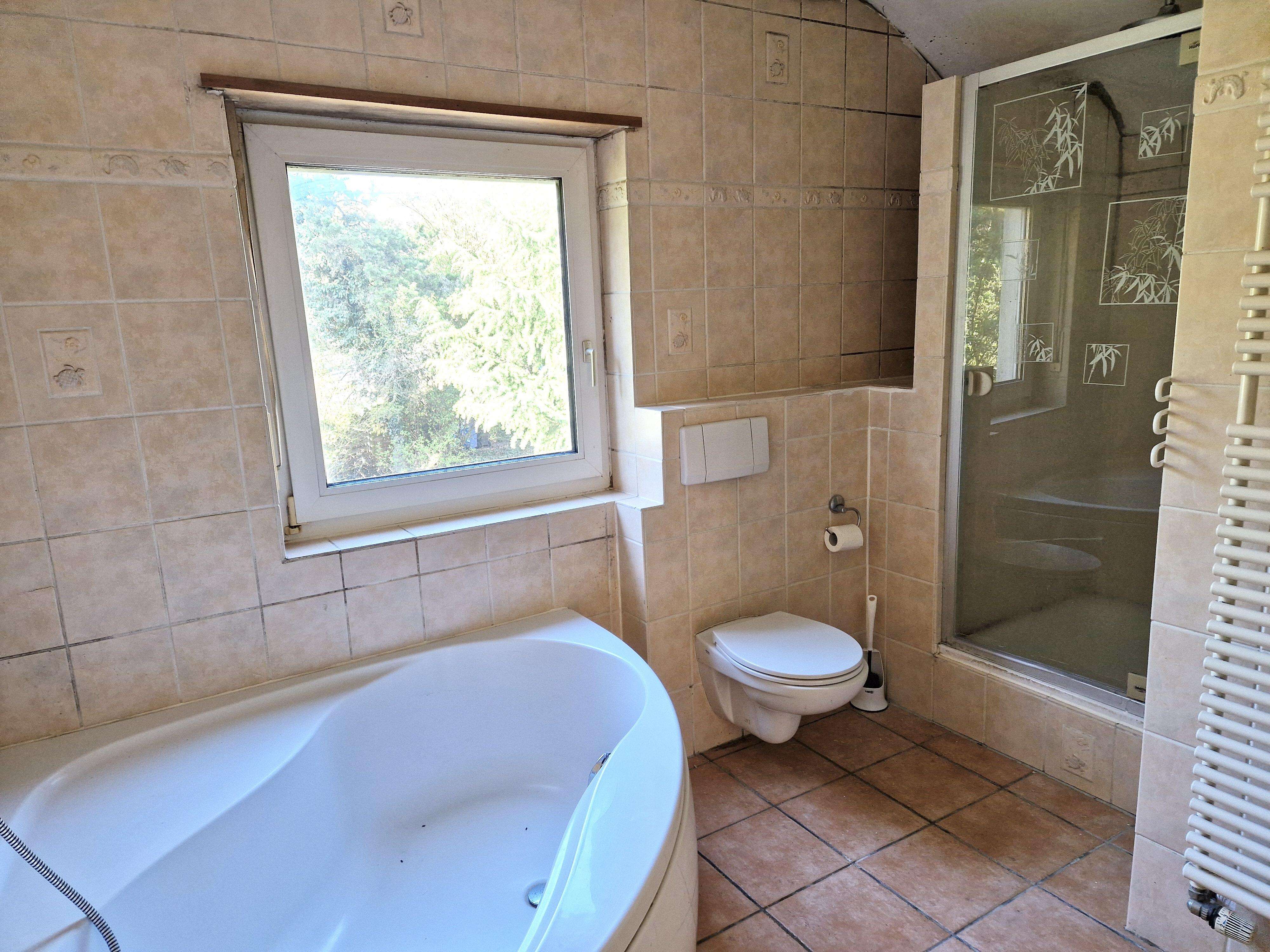 Immobilie in Neuleiningen - Wohnen mit Weitblick: Haus auf 1.900 m² Grundstück in Neuleiningen - Bild 6