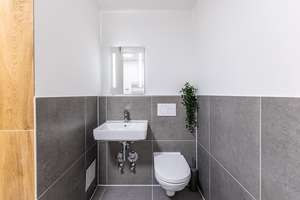 Möbliertes WG Zimmer in modernisierter Wohnung in Nürnberg – Neuselsbrunn 29, 90471 Langwasser Nordwest, Nürnberg – Vorschaubild 5