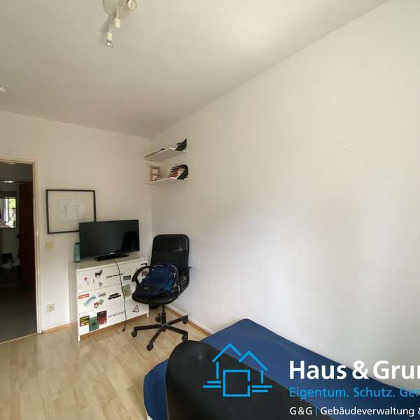 *** schöne 3-Zimmer-Wohnung - mit Balkon - Aussicht ins Grüne -nähe Schanz, Im Johannistal ***