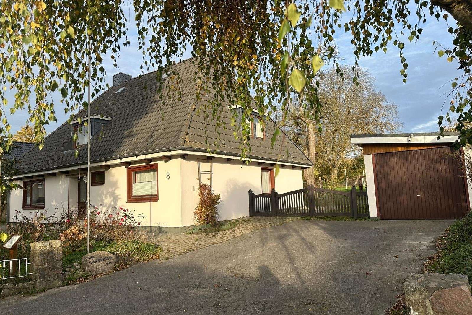 Einfamilienhaus auf großem Grundstück, Ostholstein Kreis – Bild 1