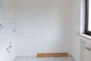 ++ HELLES APPARTEMENT MIT KÜCHE UND GRÜNBLICK ++ – Remscheider Str. 20, 42659 Solingen-Mitte, Solingen – Vorschaubild 12