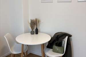 Renovierte Altbauwohnung auf der Schanze zu verkaufen