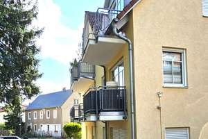 Gemütliche 2-R-Whg., Balkon und PKW-Stellplatz. Ruhige Seitenstr. DD Klotzsche – Klotzscher Hauptstr. 6, 1109 Klotzsche (Stadtteil), Dresden – Vorschaubild 4
