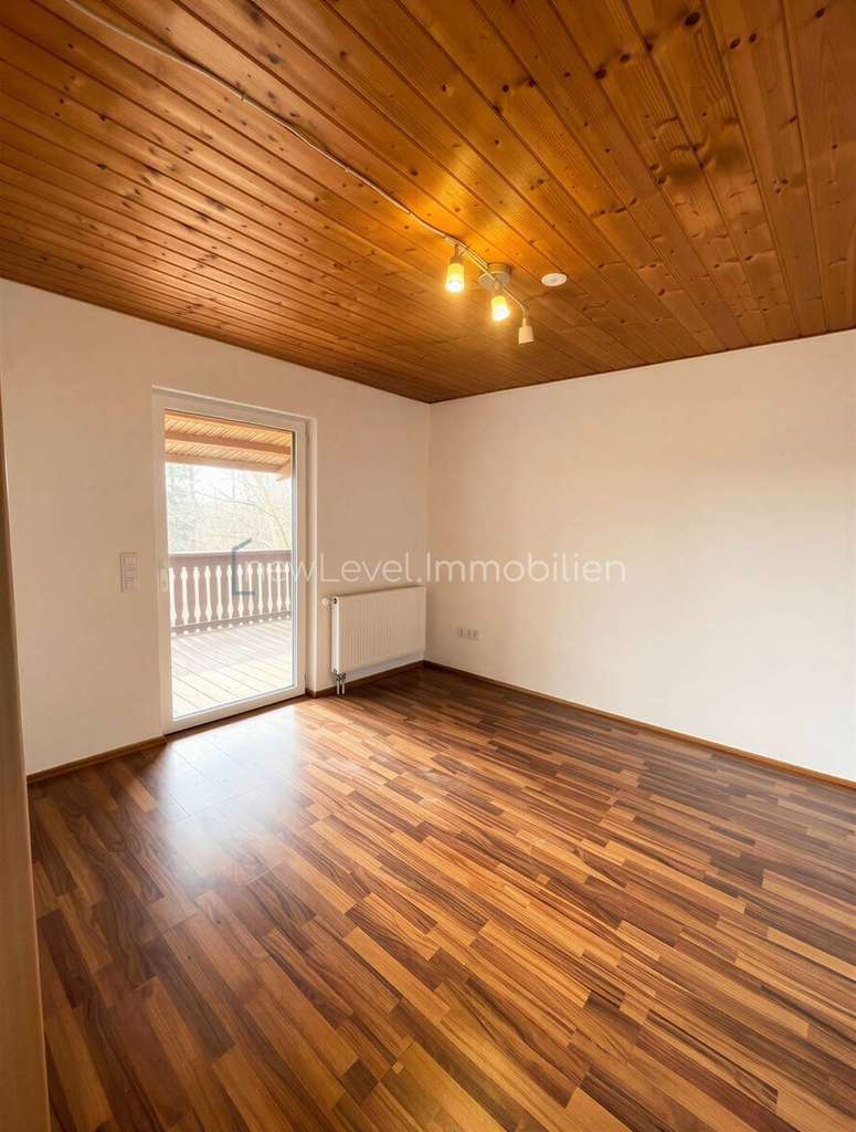 Immobilie in Laichingen - Haus mit Potenzial – Investieren in Charakter und Entwicklung - Bild 1