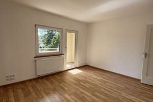 Aufgeteiltes Mehrfamilienhaus mit traumhaftem Garten und 
4 Stellplätze in Stuttgart-Feuerbach!!! – Die vollständige Adresse der Immobilie erhältst du vom Anbieter., 70469 Lemberg/Föhrich, Stuttgart – Vorschaubild 24