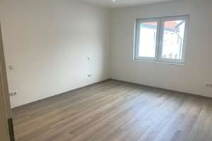 Schöne helle Etagenwohnung mit Gartenanteil und Stellplatz! 
Zwerchgasse 14, 67376 Harthausen – Zwerchgasse 14, 67376 Harthausen – Vorschaubild 2