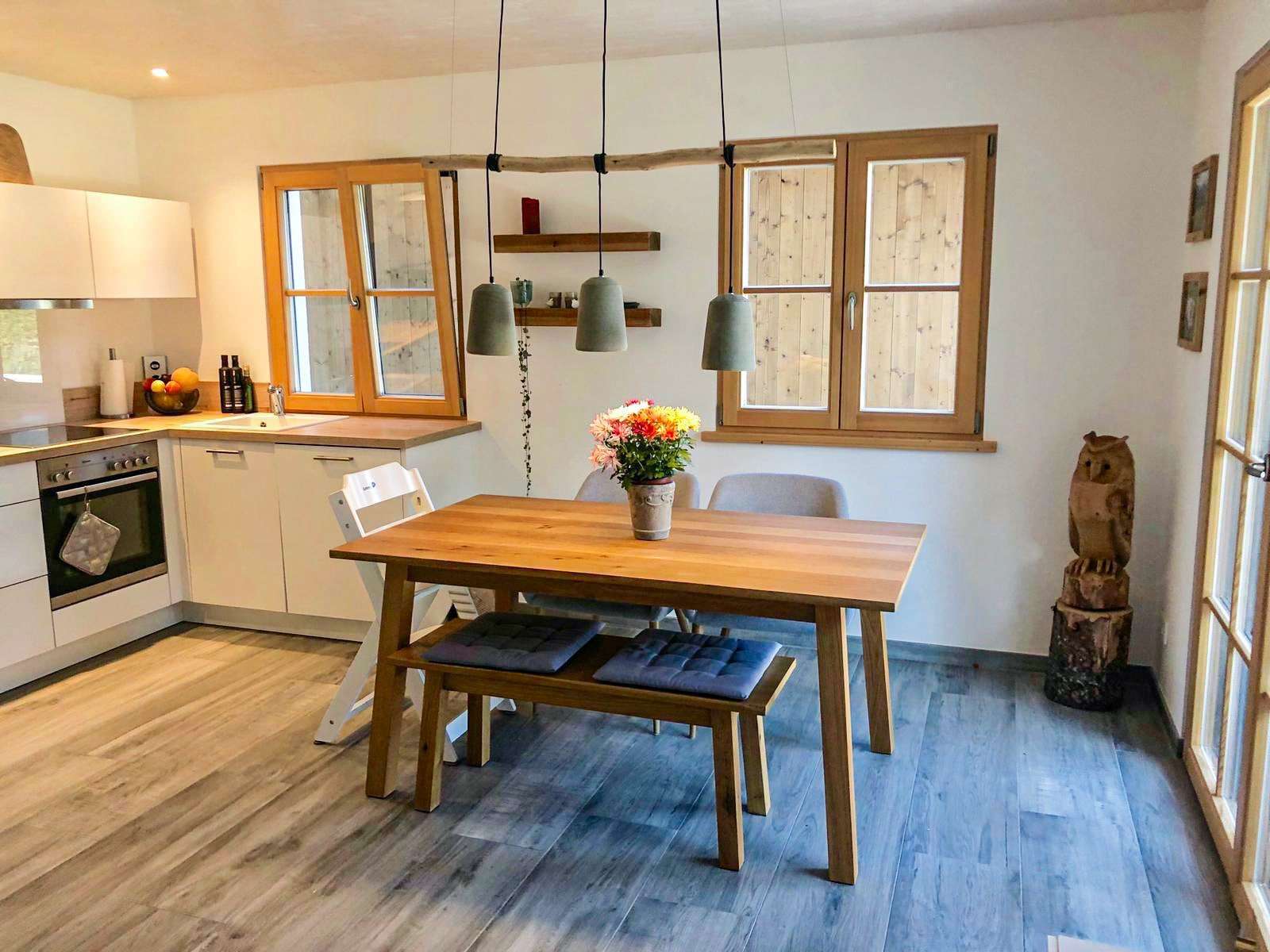 Immobilie in Marquartstein - Attraktive Erdgeschosswohnung in ruhiger Lage im Chiemgau - Bild 1